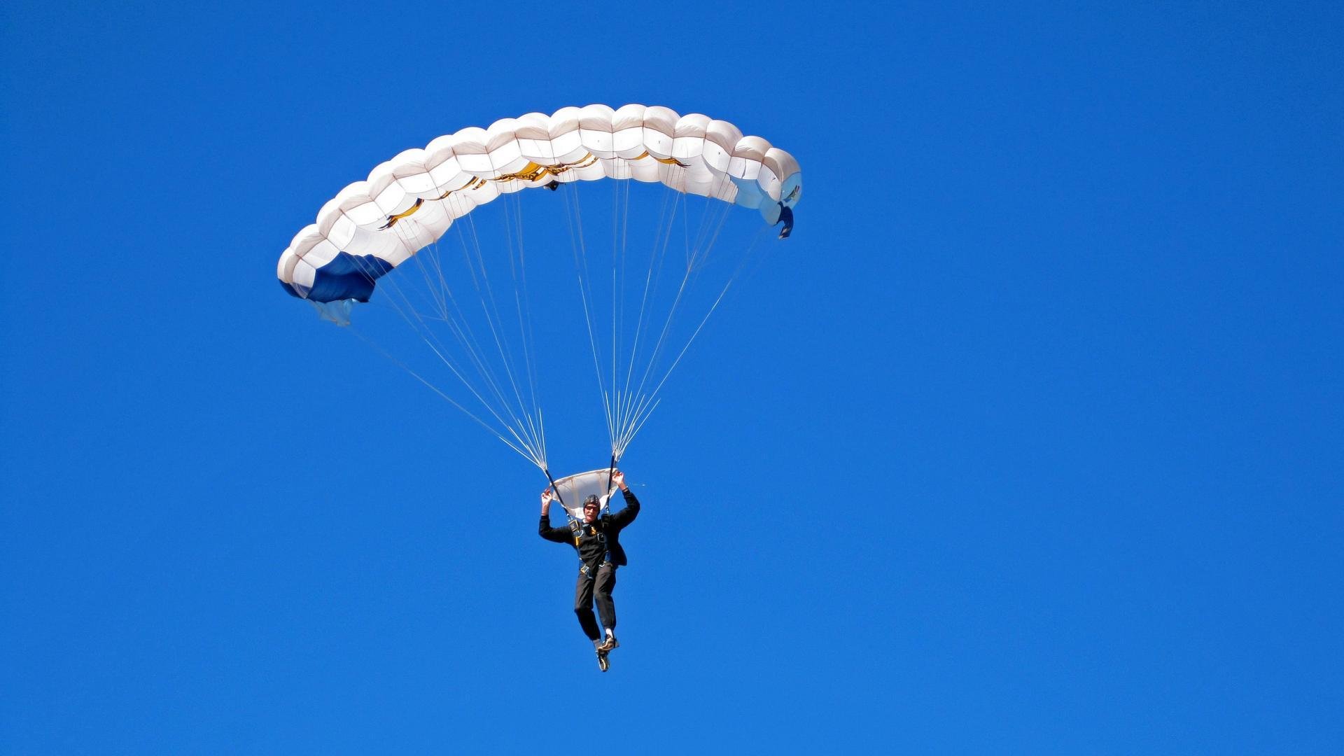 从独狼到烈火,兹维列夫用美网风暴点燃戴维斯杯战场